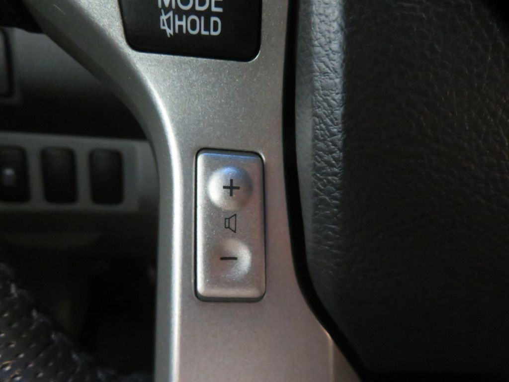 Photo 31 of this TOYOTA TACOMA