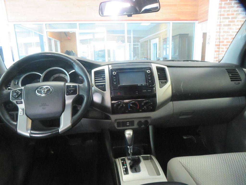 Photo 43 of this TOYOTA TACOMA