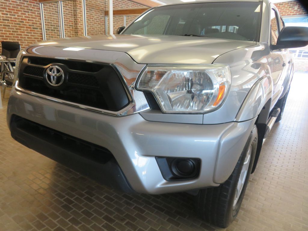 Photo 56 of this TOYOTA TACOMA