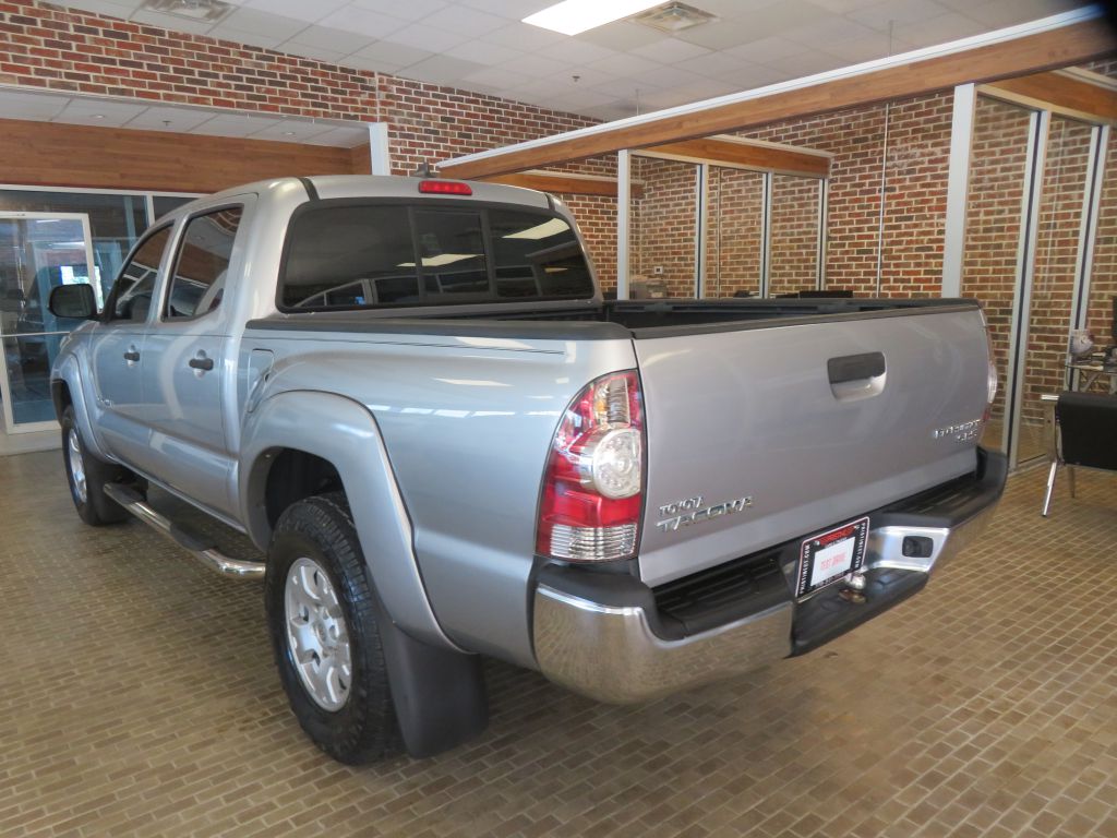 Photo 68 of this TOYOTA TACOMA