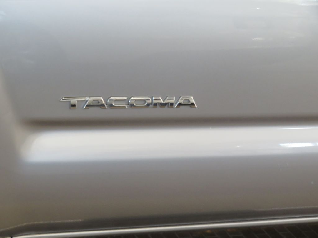 Photo 72 of this TOYOTA TACOMA