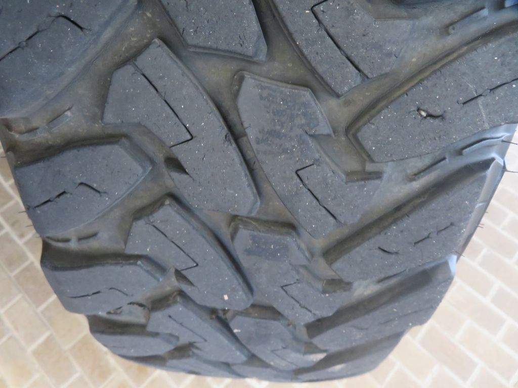 Photo 12 of this TOYOTA TUNDRA