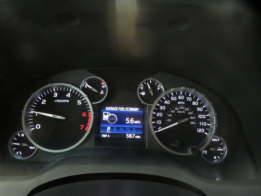 Photo 30 of this TOYOTA TUNDRA