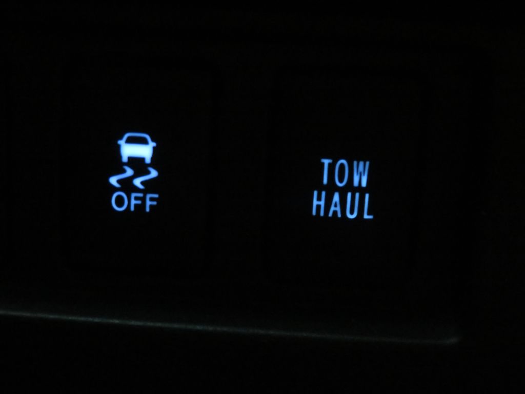 Photo 39 of this TOYOTA TUNDRA