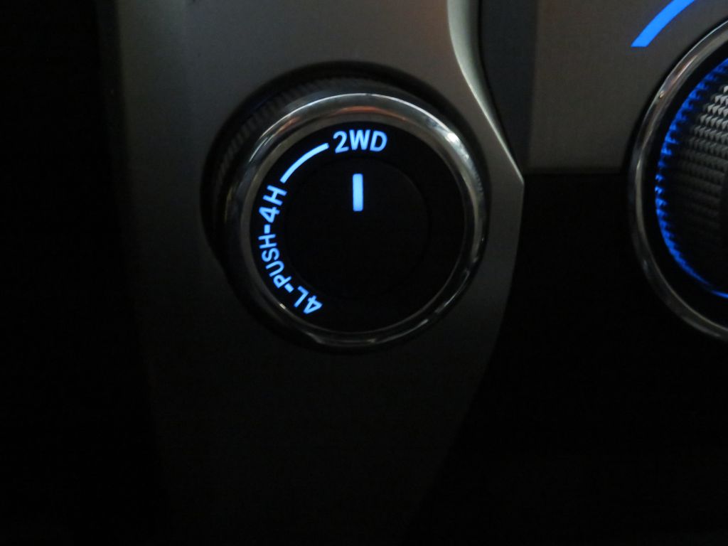 Photo 41 of this TOYOTA TUNDRA