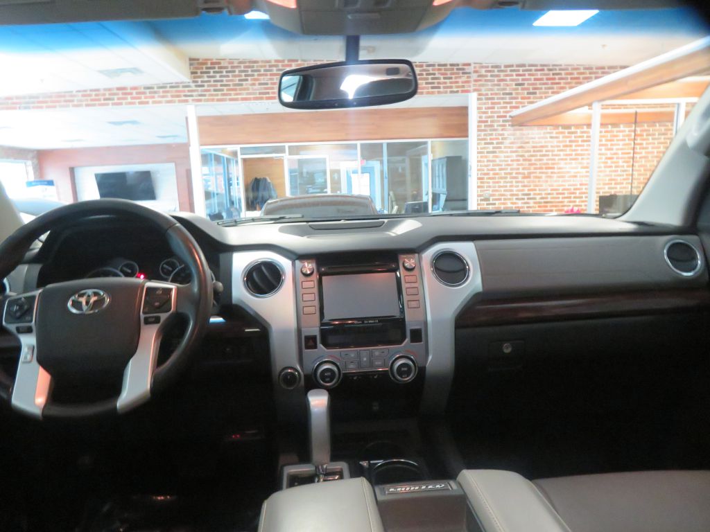 Photo 49 of this TOYOTA TUNDRA
