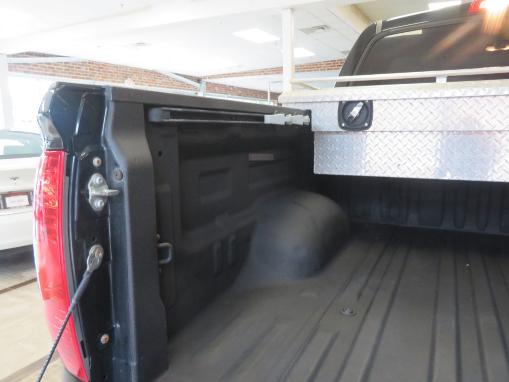 Photo 52 of this TOYOTA TUNDRA