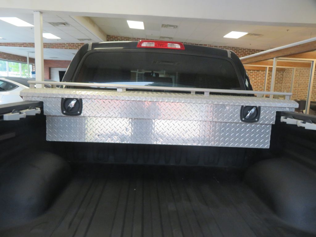 Photo 53 of this TOYOTA TUNDRA