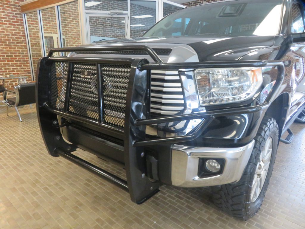 Photo 59 of this TOYOTA TUNDRA