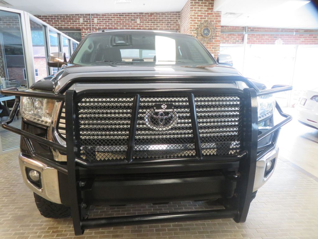 Photo 60 of this TOYOTA TUNDRA
