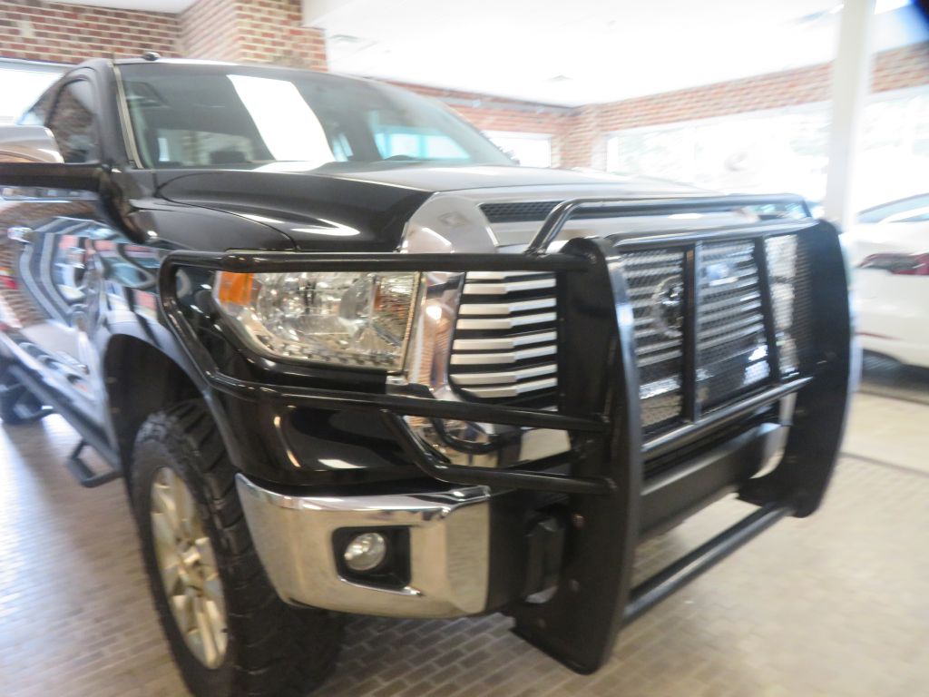 Photo 61 of this TOYOTA TUNDRA