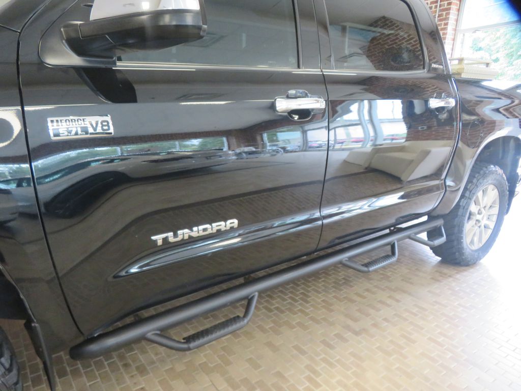 Photo 76 of this TOYOTA TUNDRA