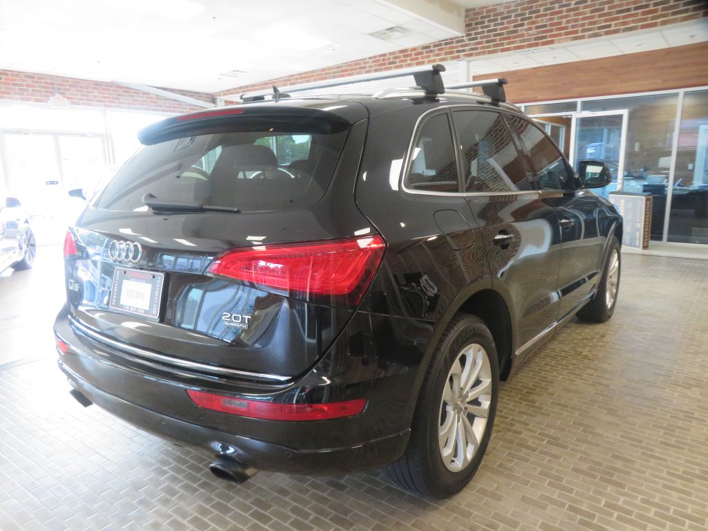 Photo 4 of this AUDI Q5