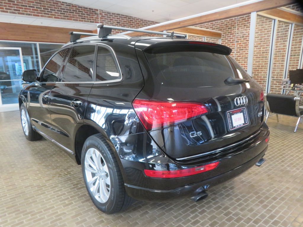 Photo 6 of this AUDI Q5