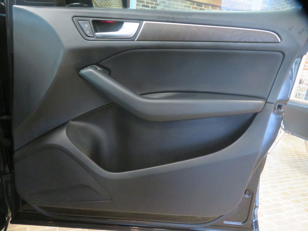 Photo 23 of this AUDI Q5