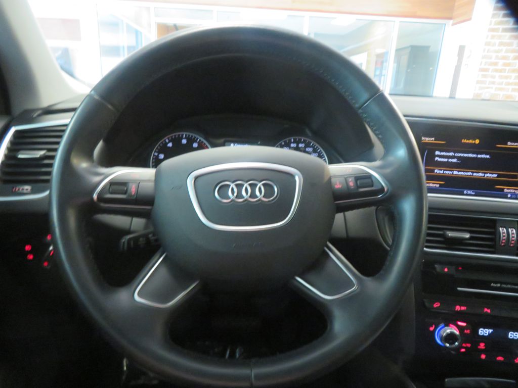 Photo 29 of this AUDI Q5