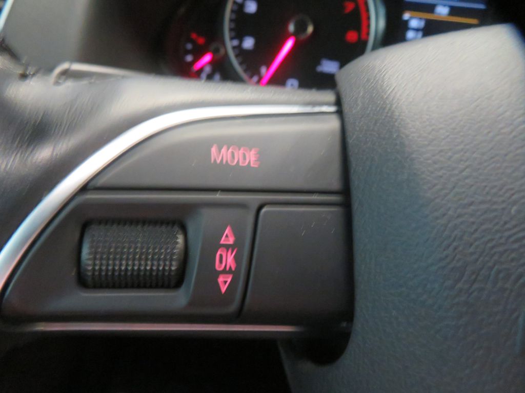Photo 32 of this AUDI Q5