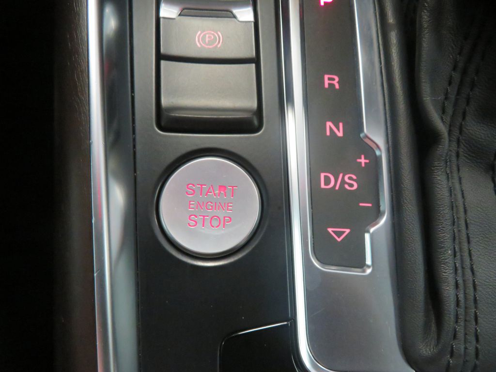 Photo 41 of this AUDI Q5