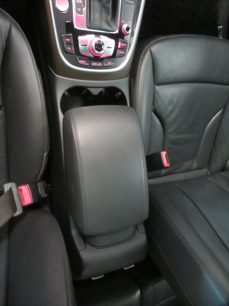 Photo 42 of this AUDI Q5