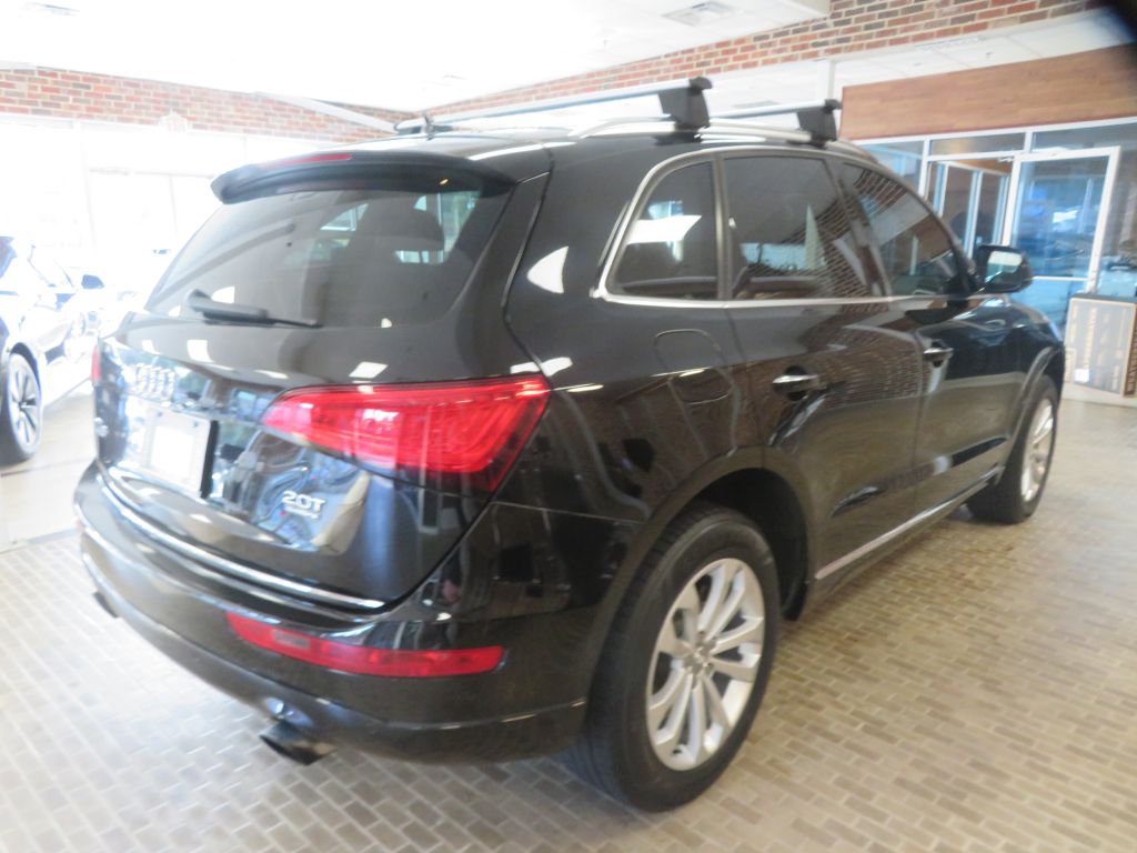 Photo 60 of this AUDI Q5