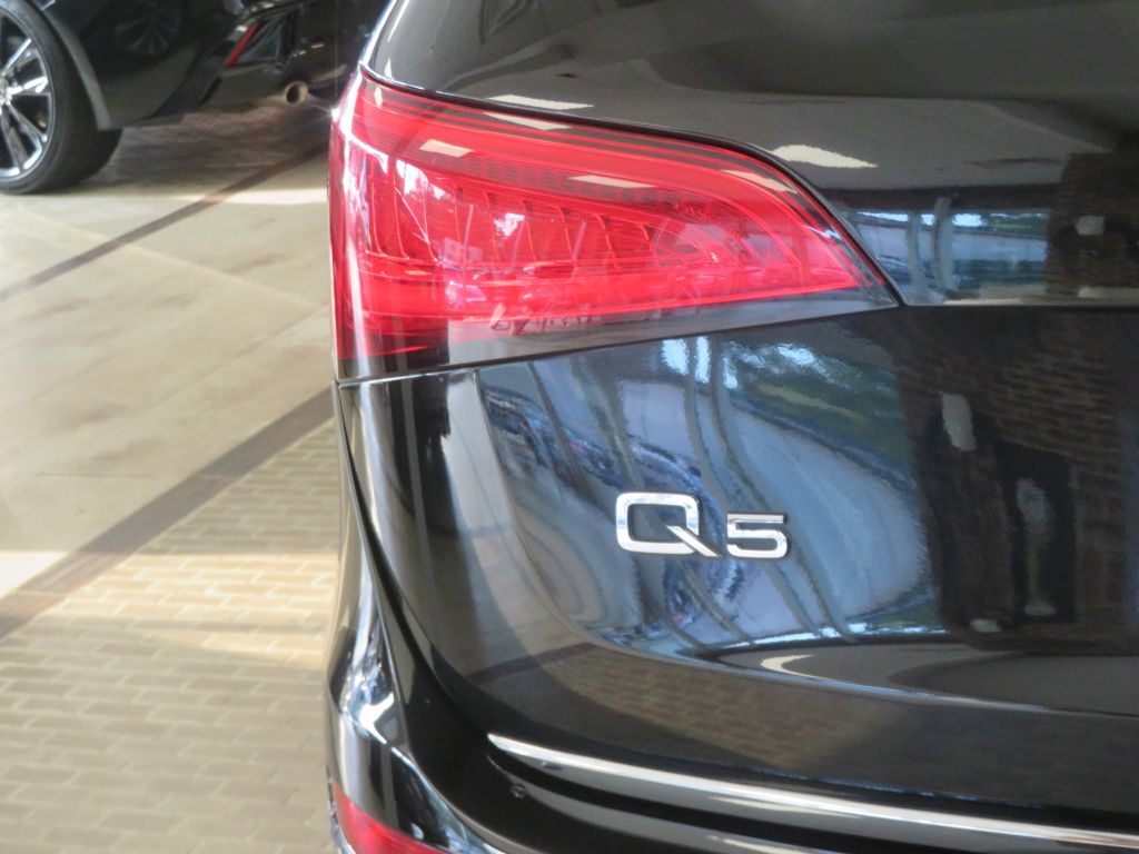 Photo 63 of this AUDI Q5