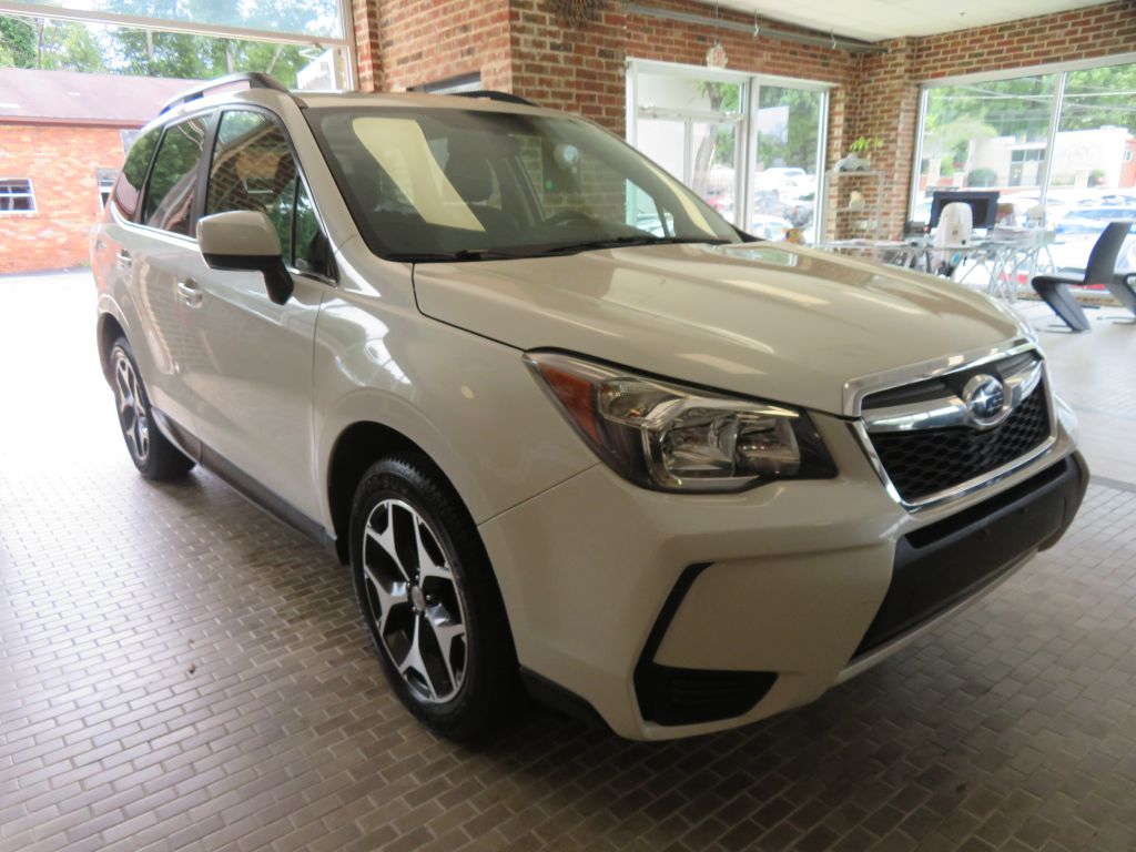 Photo 3 of this SUBARU FORESTER