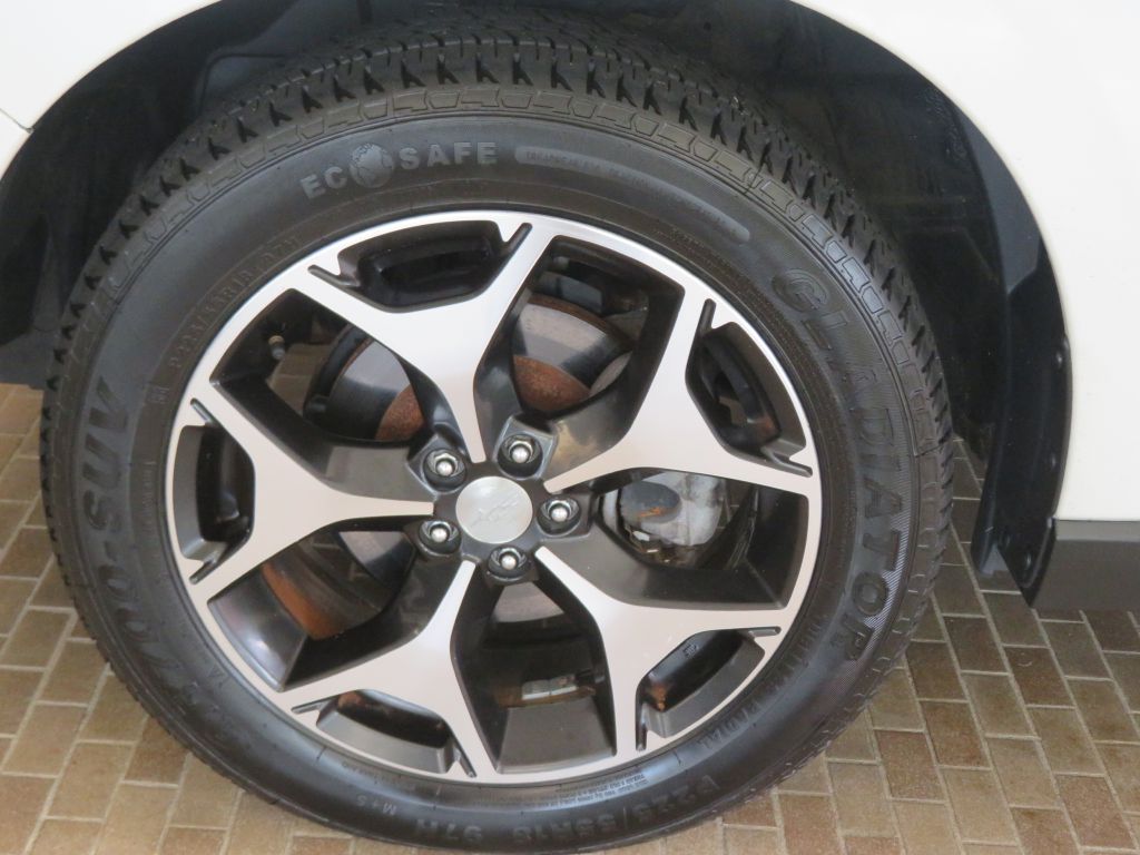 Photo 7 of this SUBARU FORESTER