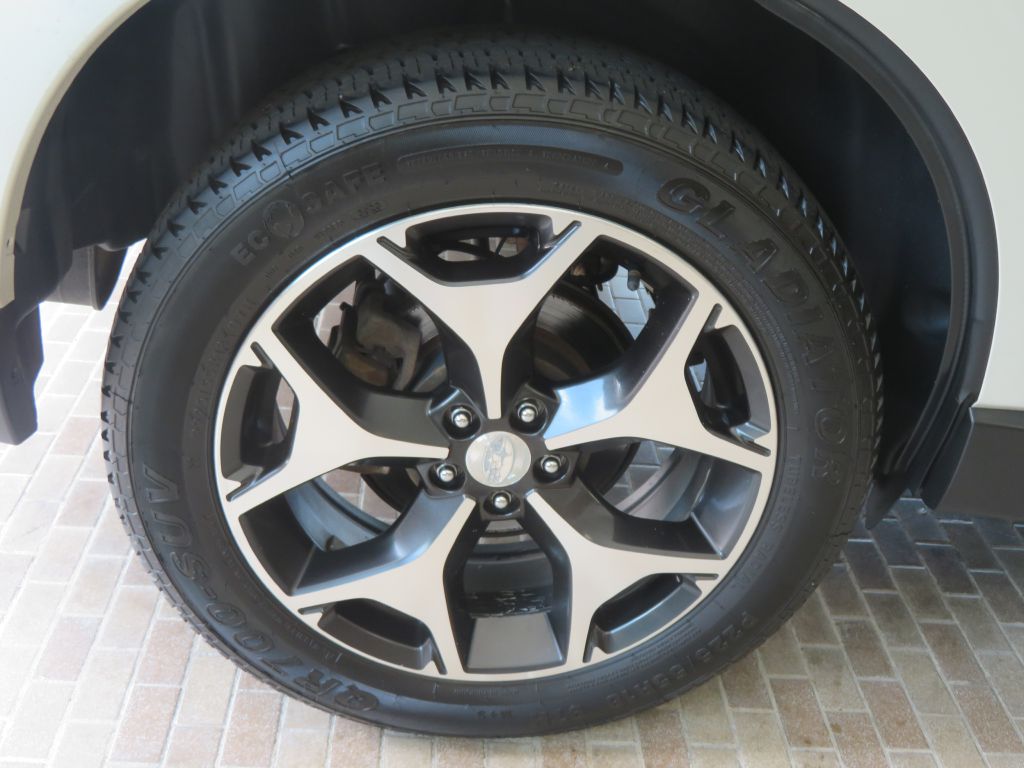Photo 9 of this SUBARU FORESTER