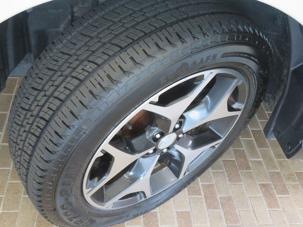 Photo 11 of this SUBARU FORESTER