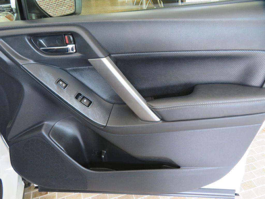 Photo 23 of this SUBARU FORESTER