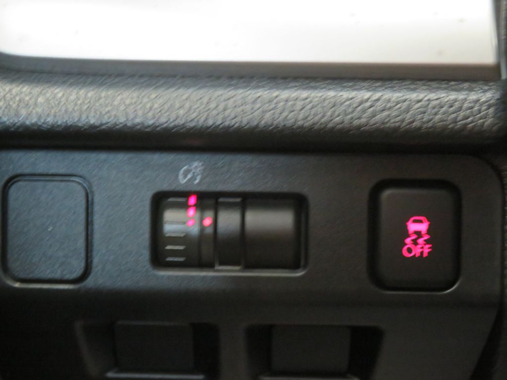 Photo 32 of this SUBARU FORESTER
