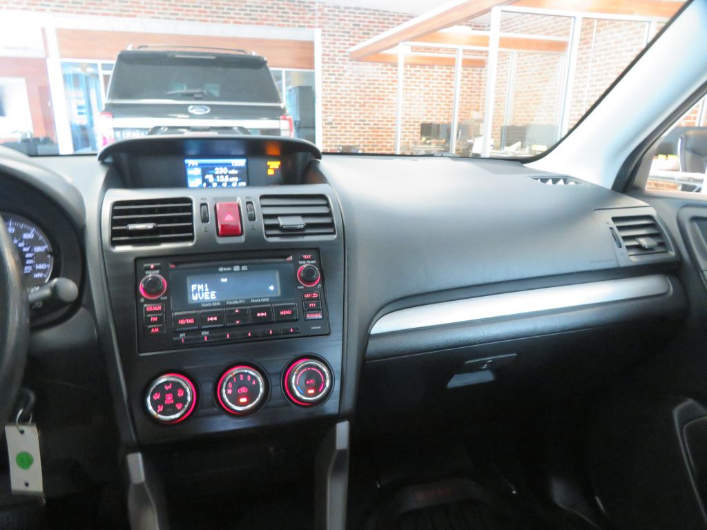 Photo 35 of this SUBARU FORESTER