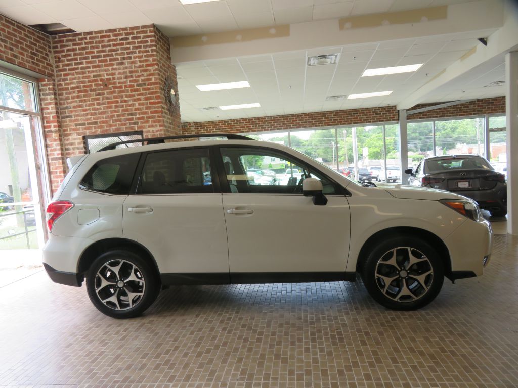 Photo 60 of this SUBARU FORESTER