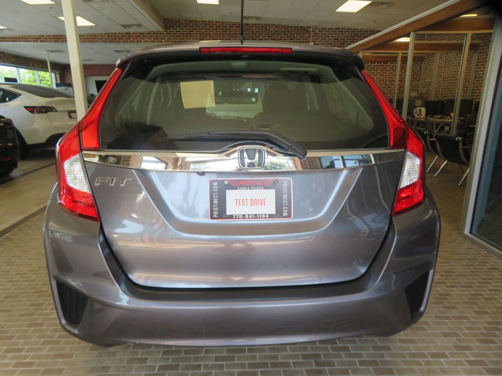 Photo 5 of this HONDA FIT