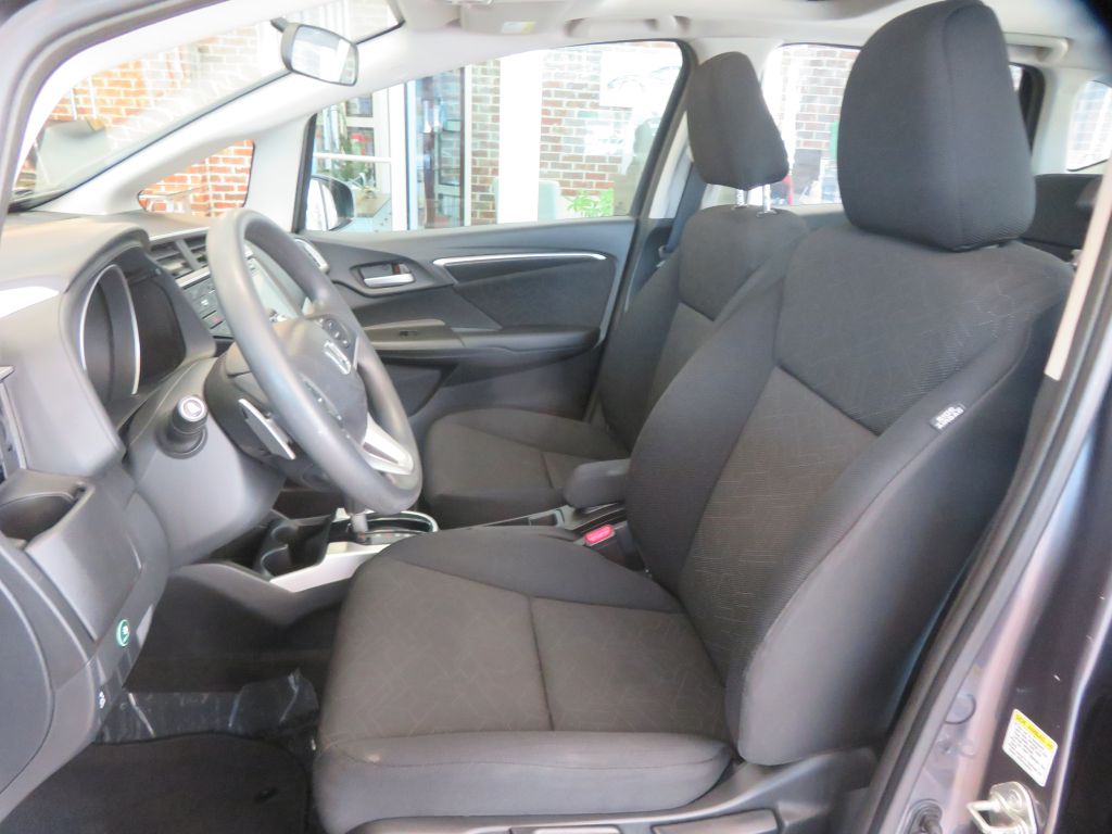 Photo 15 of this HONDA FIT