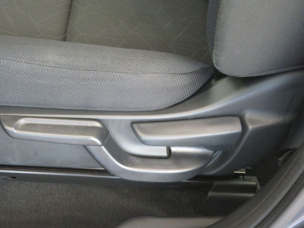Photo 16 of this HONDA FIT