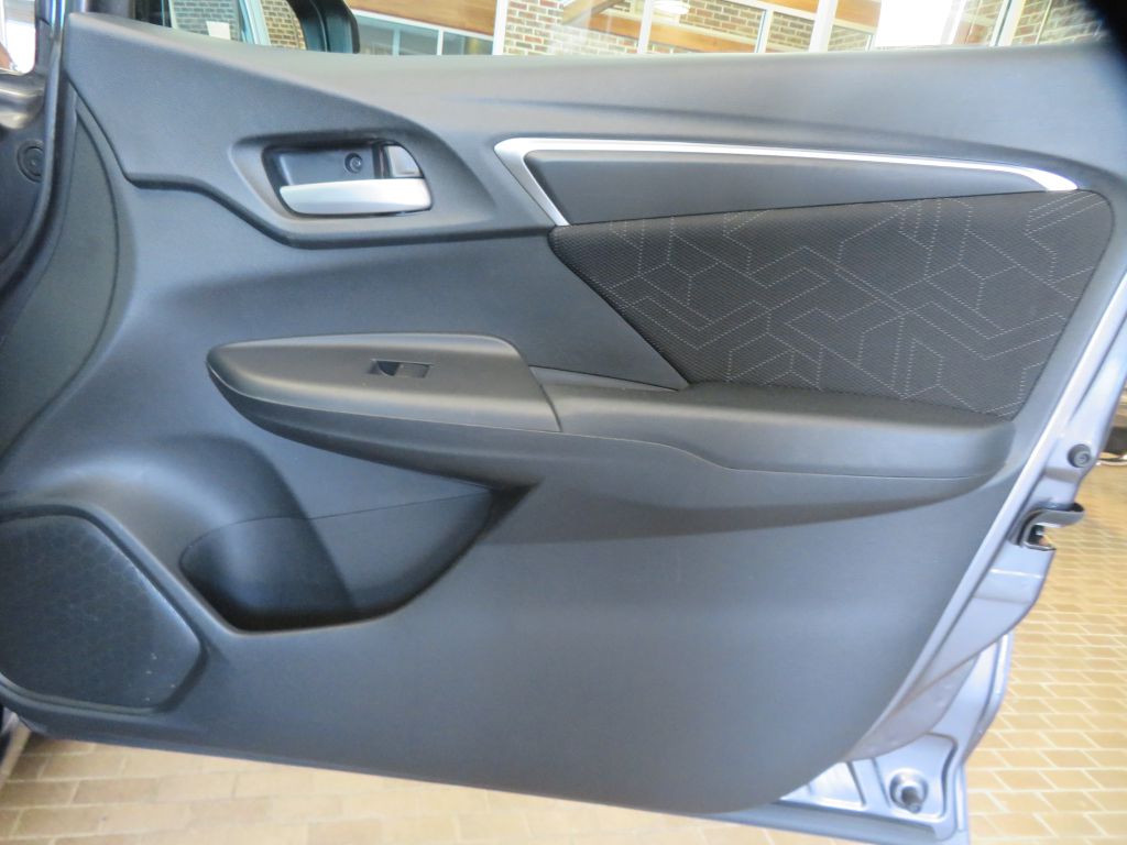 Photo 23 of this HONDA FIT