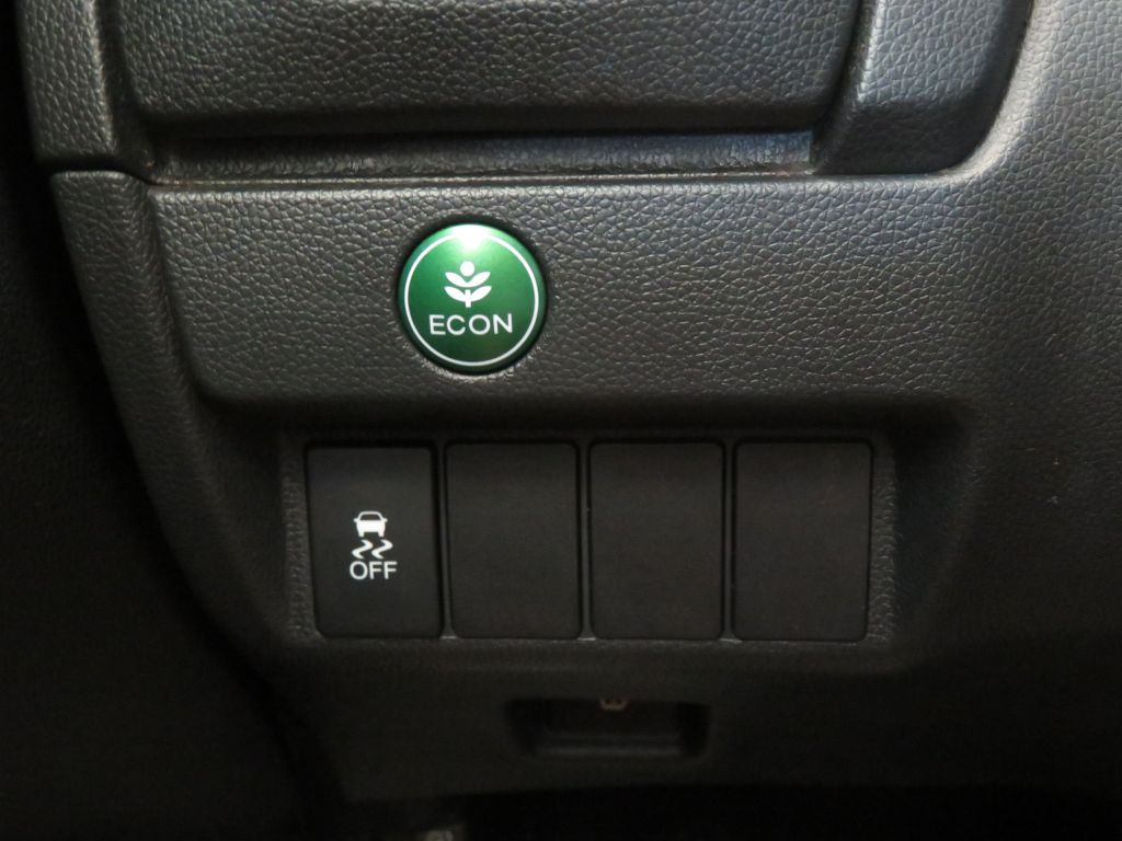 Photo 32 of this HONDA FIT