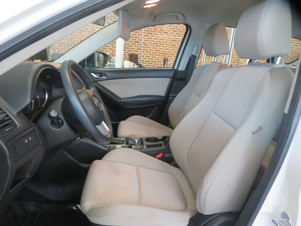 Photo 15 of this MAZDA CX-5