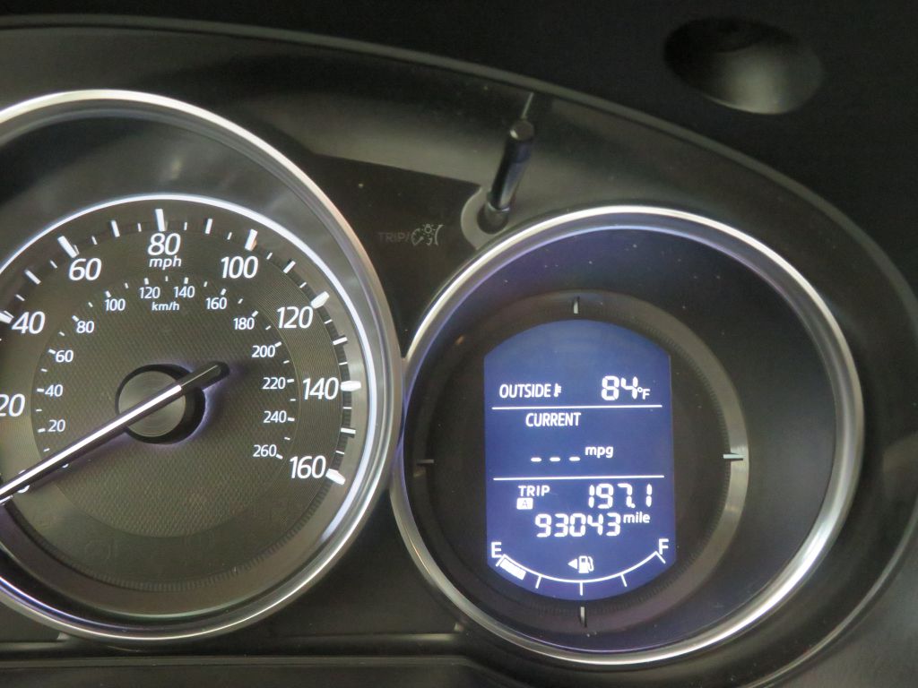 Photo 30 of this MAZDA CX-5