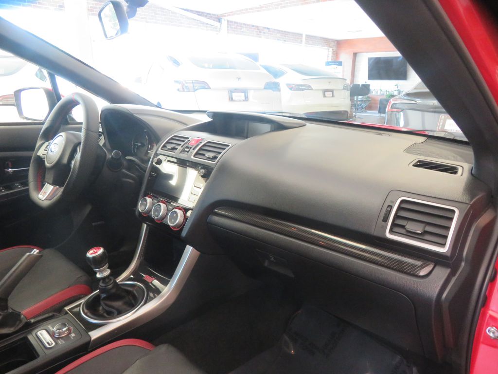 Photo 28 of this SUBARU WRX