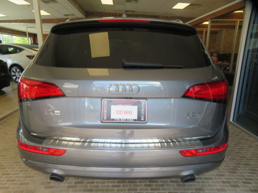 Photo 5 of this AUDI Q5