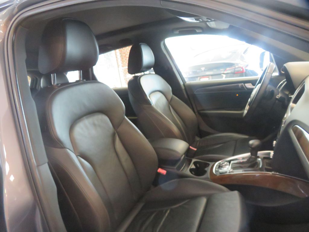 Photo 26 of this AUDI Q5