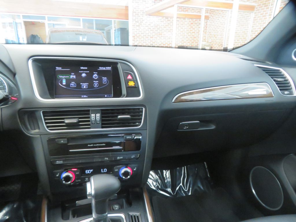Photo 34 of this AUDI Q5