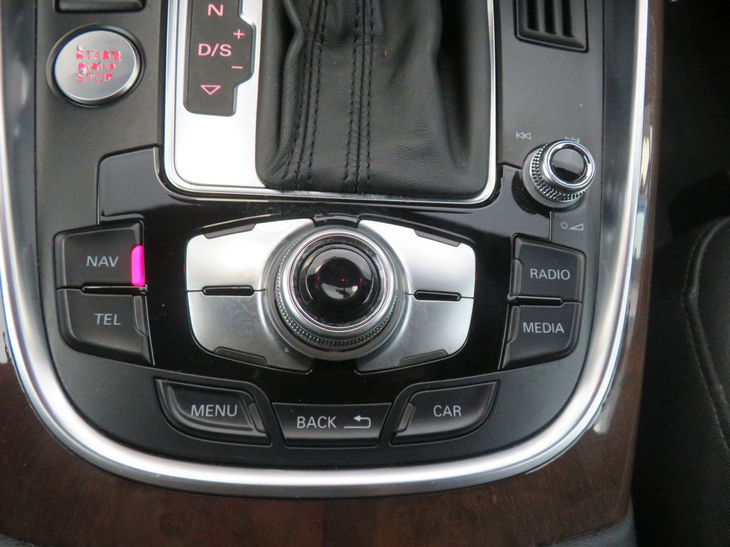 Photo 40 of this AUDI Q5