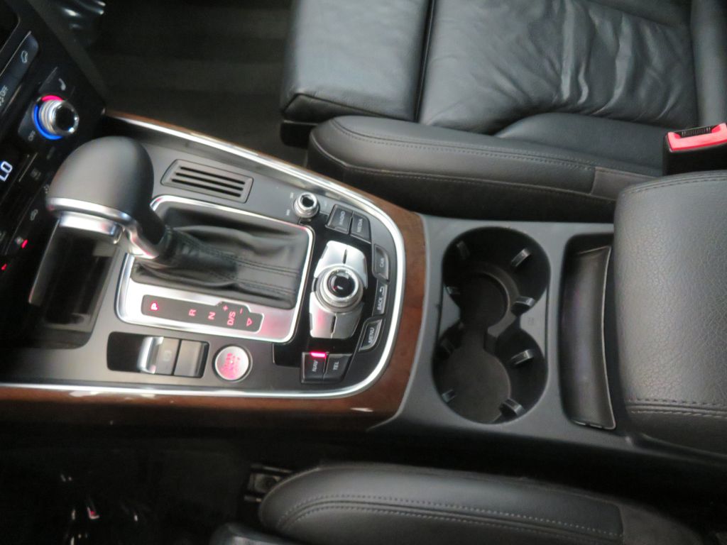 Photo 41 of this AUDI Q5