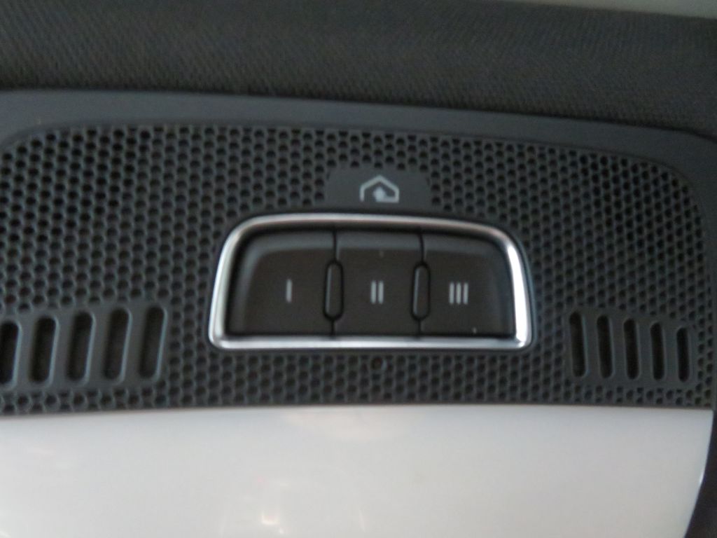 Photo 45 of this AUDI Q5