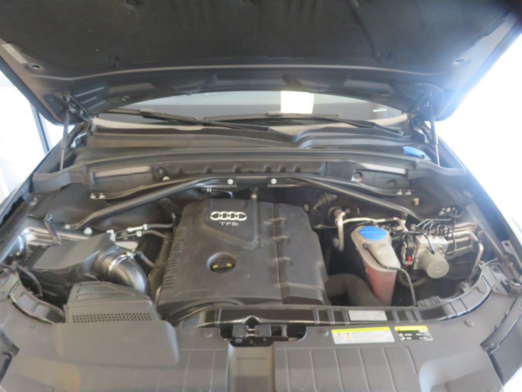 Photo 53 of this AUDI Q5