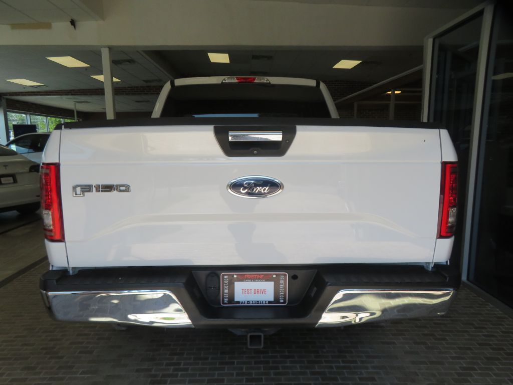 Photo 5 of this FORD F150