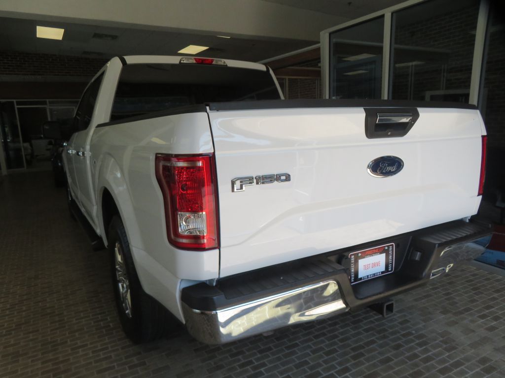 Photo 6 of this FORD F150